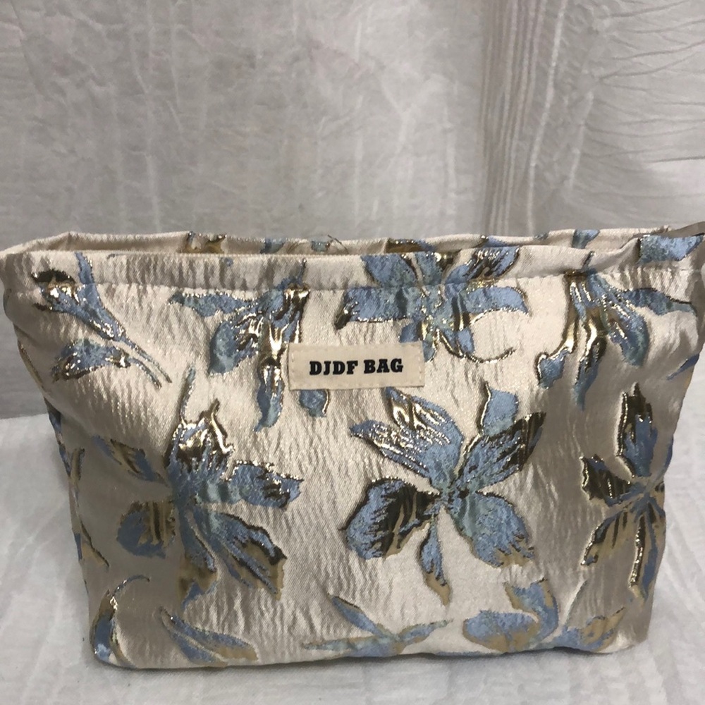 Women's Cream Floral Metallic Accent Cosmetic Bag